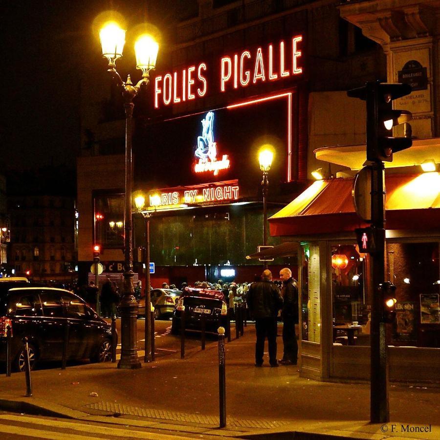 Studio Pigalle De 25 M2 - 2 Lits Simples Type Gigogne Pour 2 Personnes - Quartier Touristique De Paris - 2 Minutes De La Station Metro Pigalle ,Petit Train Vers La Butte Montmartre-Cabaret Moulin Rouge A 200 M,Cabaret Chez Michou-Restaurants-Saunas Παρίσι Εξωτερικό φωτογραφία