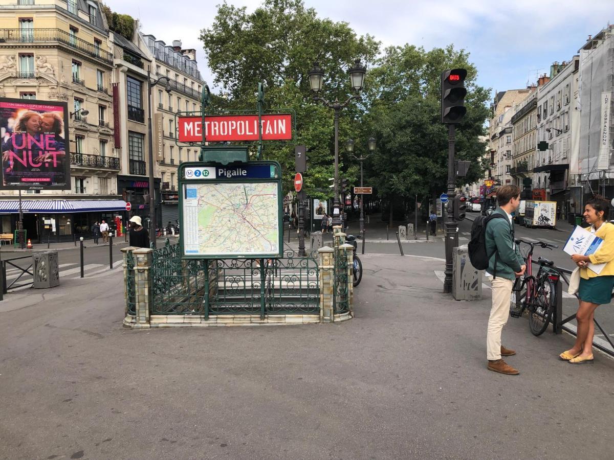 Studio Pigalle De 25 M2 - 2 Lits Simples Type Gigogne Pour 2 Personnes - Quartier Touristique De Paris - 2 Minutes De La Station Metro Pigalle ,Petit Train Vers La Butte Montmartre-Cabaret Moulin Rouge A 200 M,Cabaret Chez Michou-Restaurants-Saunas Παρίσι Εξωτερικό φωτογραφία