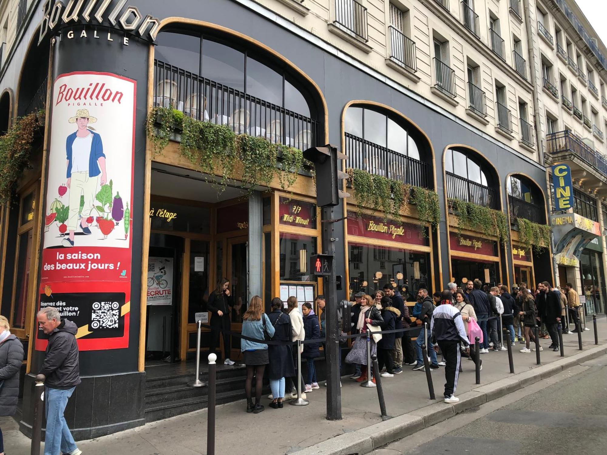 Studio Pigalle De 25 M2 - 2 Lits Simples Type Gigogne Pour 2 Personnes - Quartier Touristique De Paris - 2 Minutes De La Station Metro Pigalle ,Petit Train Vers La Butte Montmartre-Cabaret Moulin Rouge A 200 M,Cabaret Chez Michou-Restaurants-Saunas Παρίσι Εξωτερικό φωτογραφία