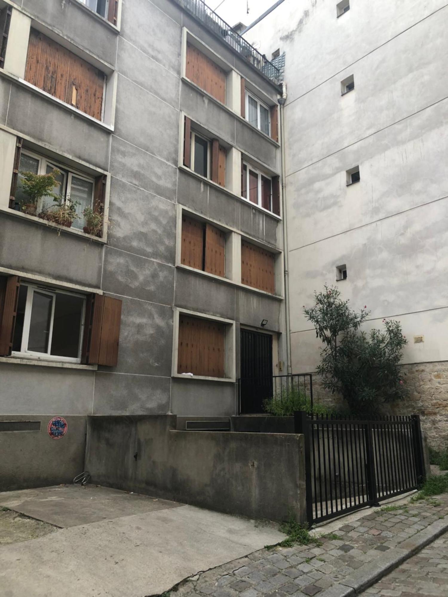 Studio Pigalle De 25 M2 - 2 Lits Simples Type Gigogne Pour 2 Personnes - Quartier Touristique De Paris - 2 Minutes De La Station Metro Pigalle ,Petit Train Vers La Butte Montmartre-Cabaret Moulin Rouge A 200 M,Cabaret Chez Michou-Restaurants-Saunas Παρίσι Εξωτερικό φωτογραφία
